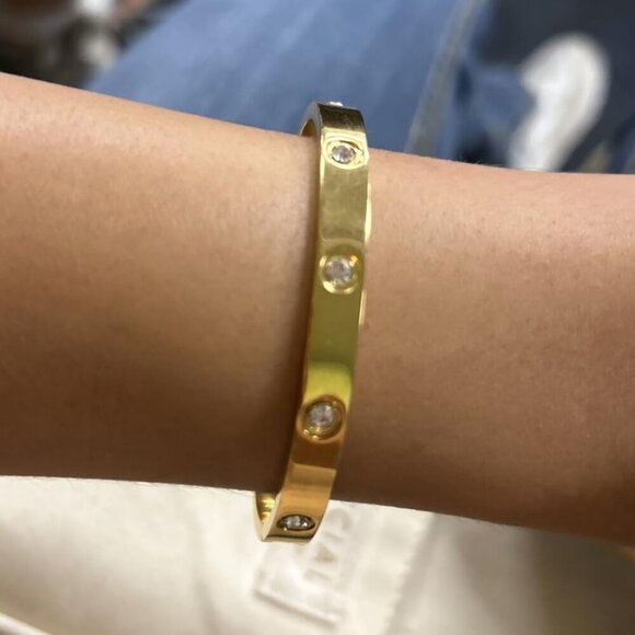 18K Gold-plated Bracelets Small Size Friendship Love Bangle Bracelets Stainless - Picture 11 of 11